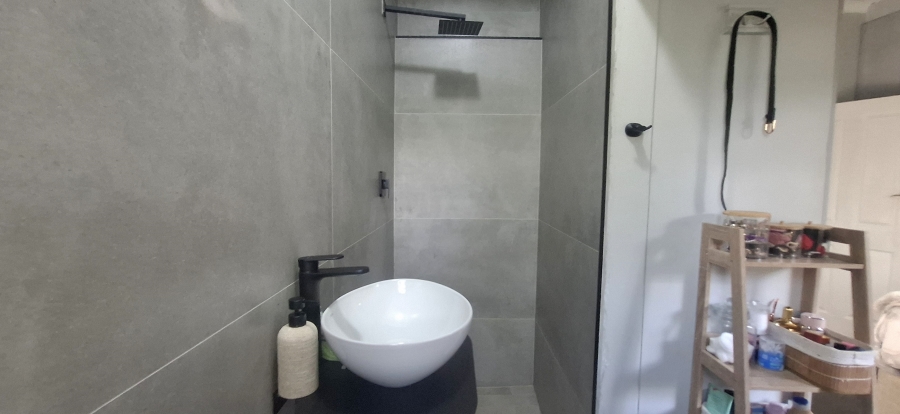 3 Bedroom Property for Sale in Nahoon Valley Park Eastern Cape
